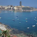 Carlton 3* Sliema