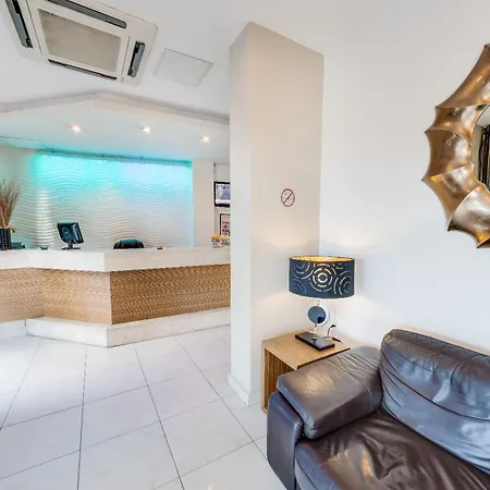 Carlton Hotel Sliema