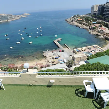 Carlton 3* Sliema
