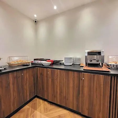 Hotel Carlton Sliema