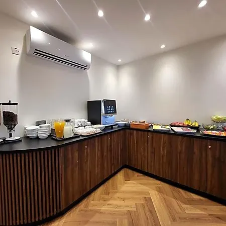 Carlton Hotel Sliema