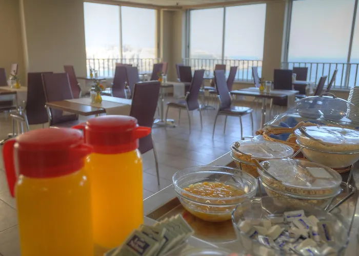 Szálloda Carlton 3*